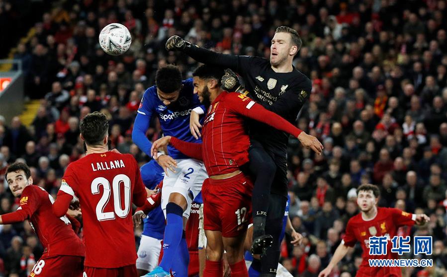 图片报：瓜帅对埃切韦里的情况不满，球员冬窗可能被租回河床