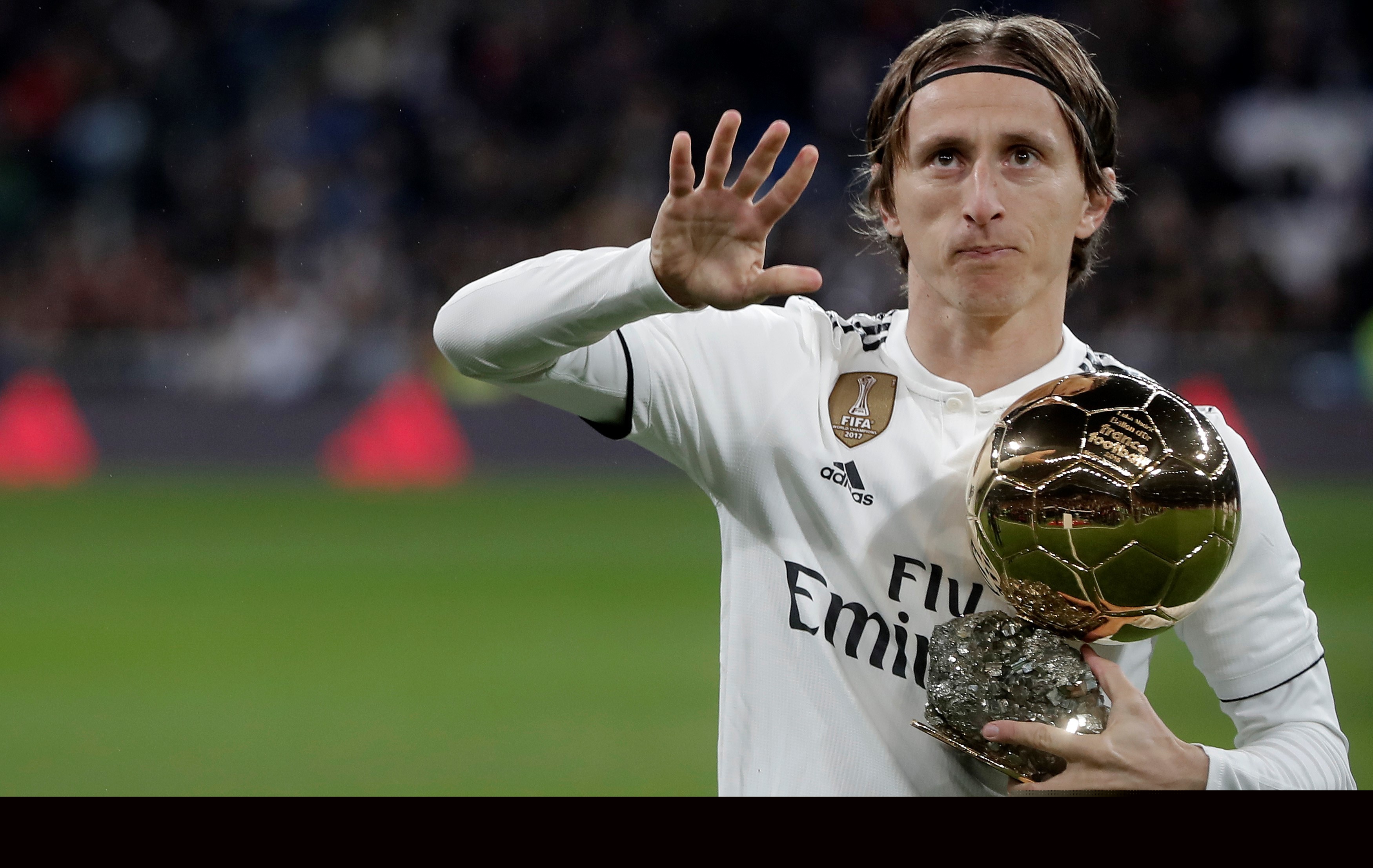 镜报：维拉主帅埃梅里有意雅克松，切尔西标价8000万镑