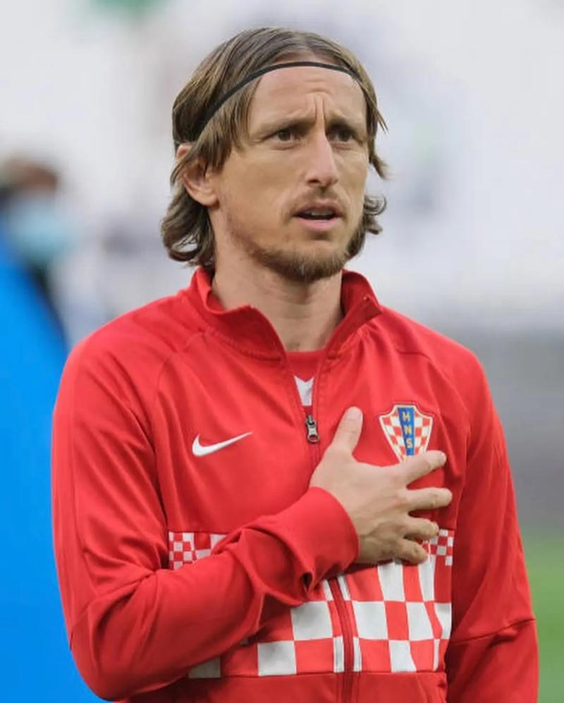 欧冠前瞻：国米本赛季强强战不利，利物浦深陷萨拉赫争议