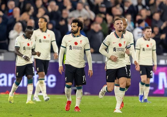 TA：曼城冬窗大概率召回埃切韦里，不排除留队的可能性